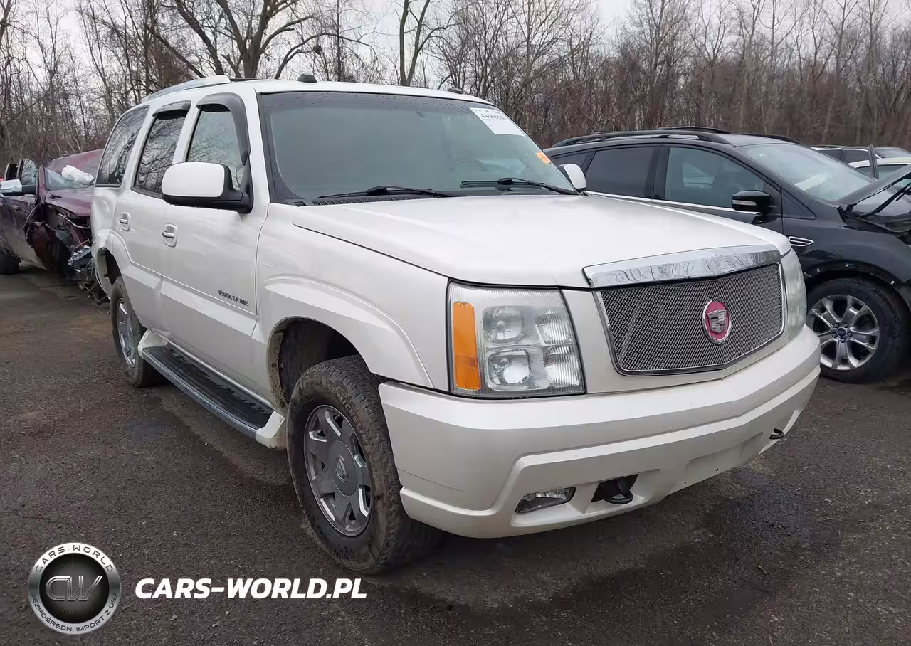 2004 Cadillac Escalade Standard