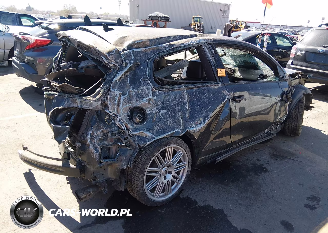 2010 Volkswagen Gti 2-Door VIN:WVWED7AJ1AW155018 - 4