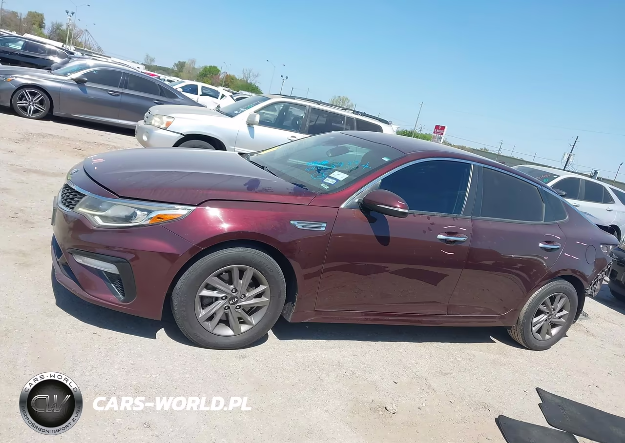 2020 Kia Optima Lx VIN:5XXGT4L36LG402451 - 13