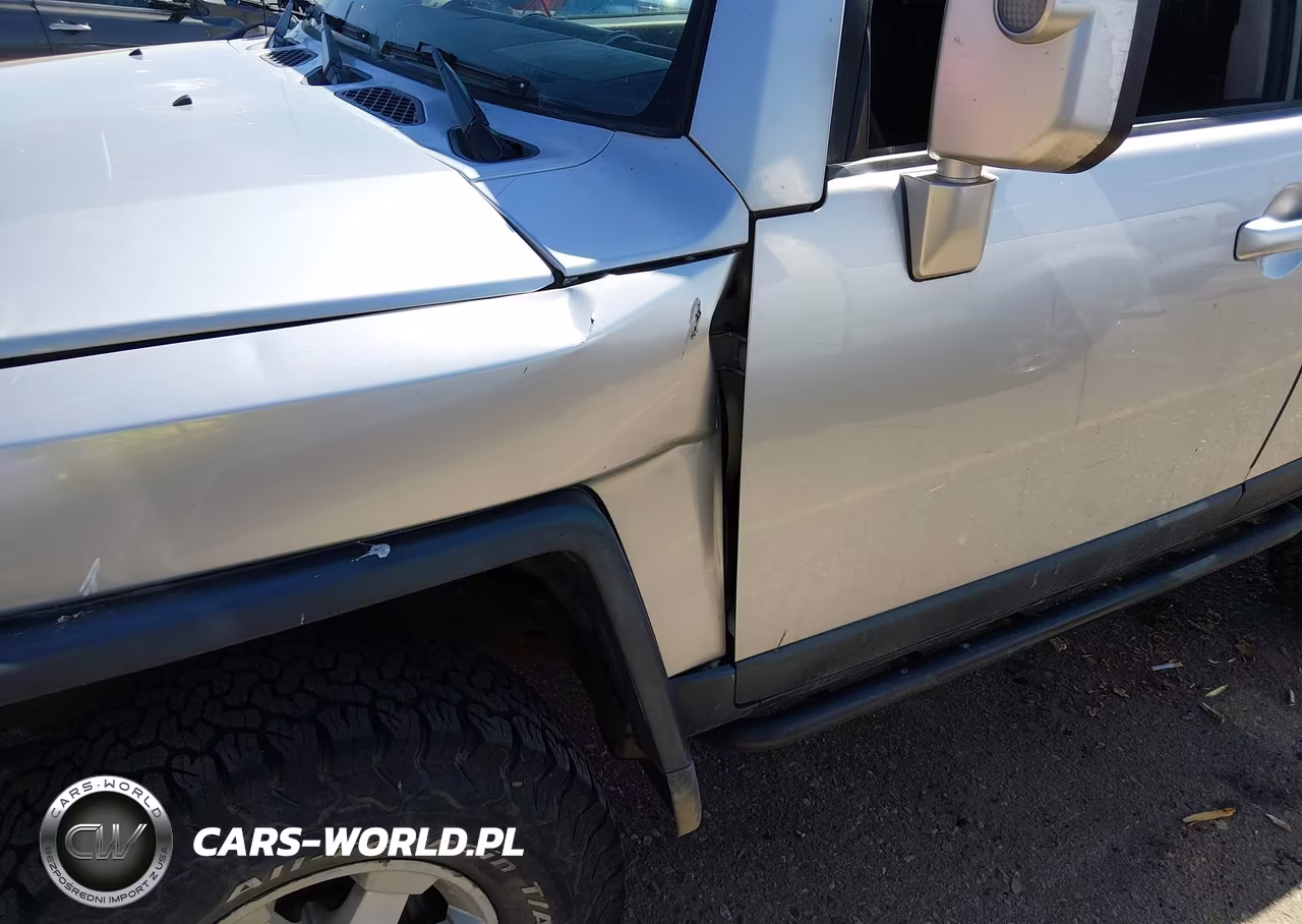 2008 Toyota Fj Cruiser VIN:JTEBU11F28K033728 - 6