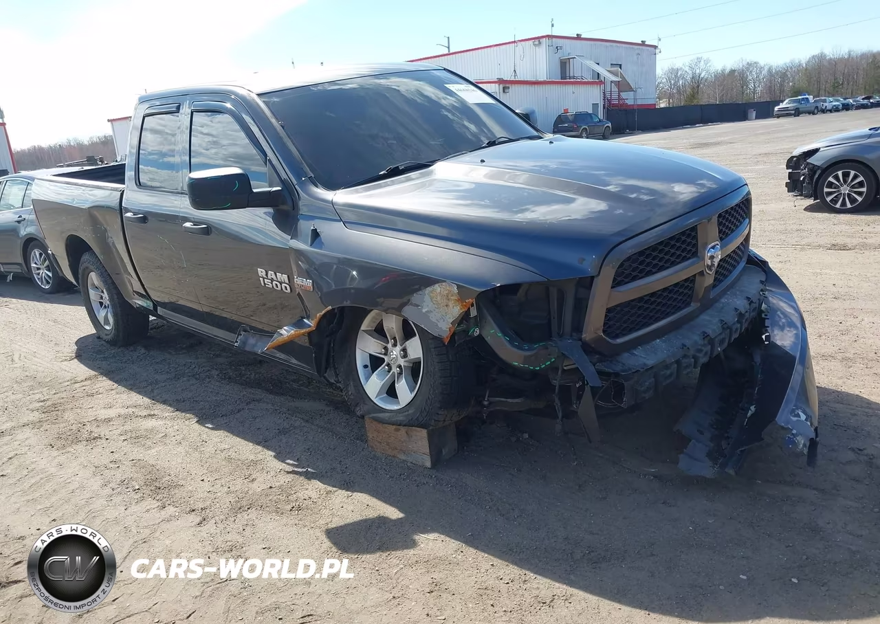 2018 Ram 1500 Express 4X4 6'4 Box – zdjęcie 1 z 17