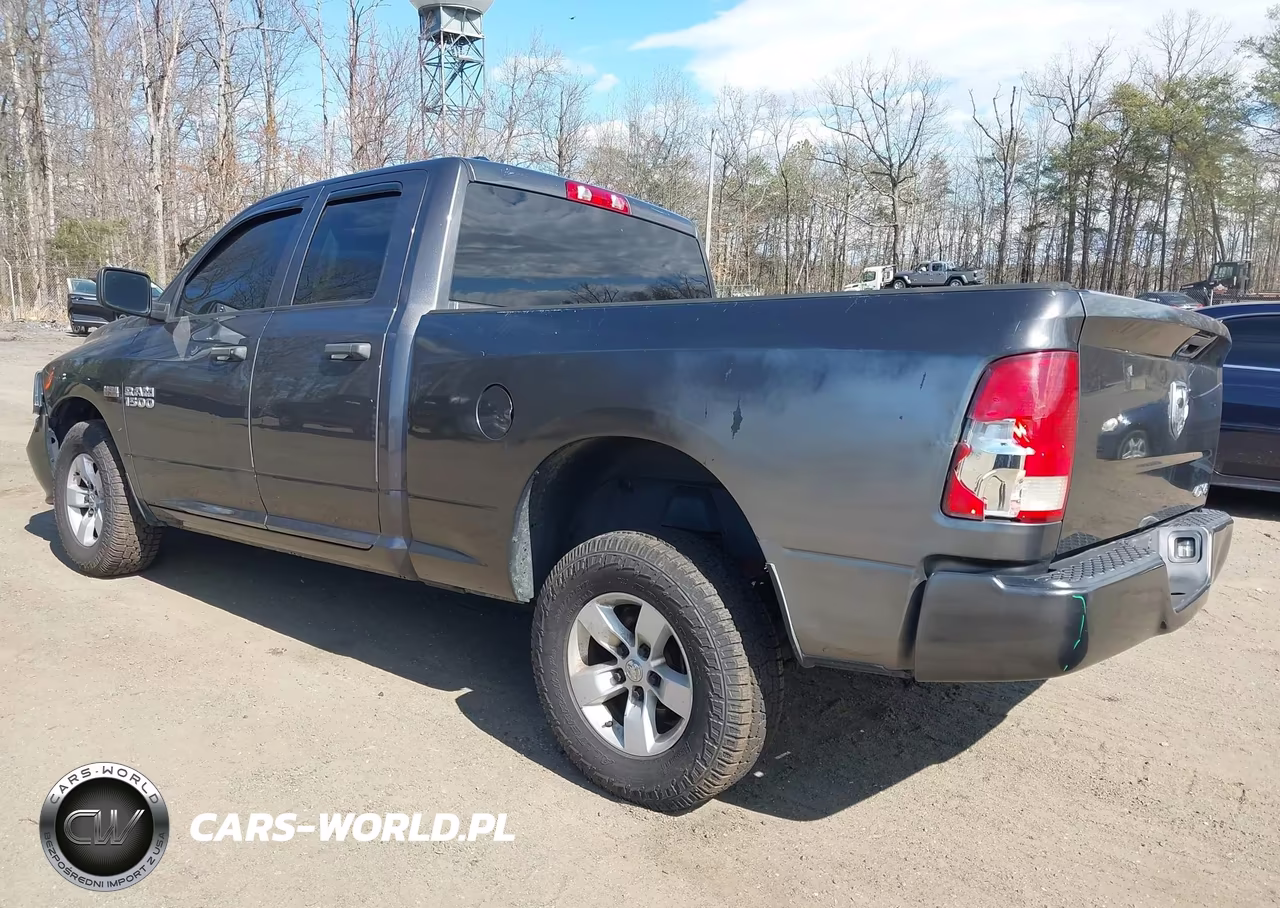 2018 Ram 1500 Express 4X4 6'4 Box VIN:1C6RR7FT5JS351104 - 3