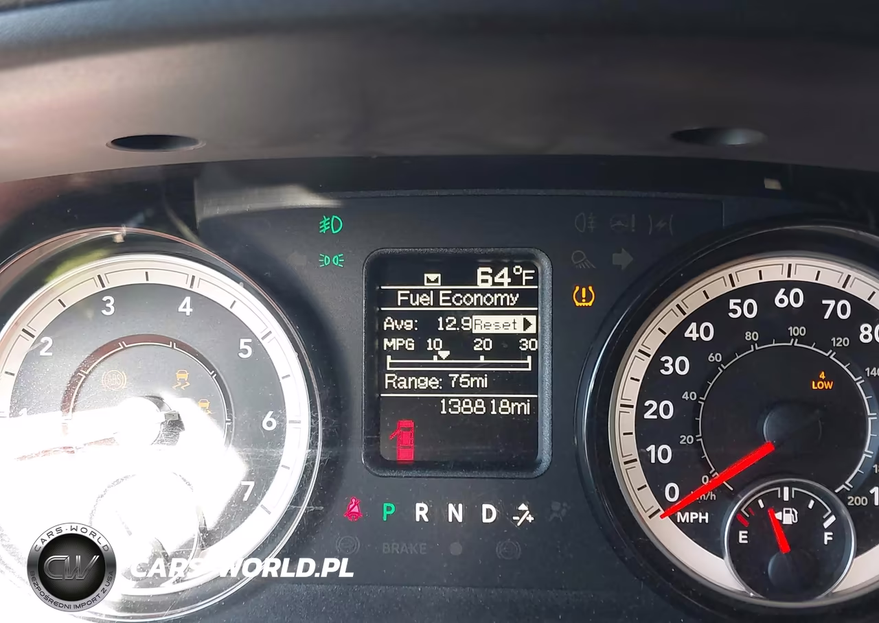 2018 Ram 1500 Express 4X4 6'4 Box VIN:1C6RR7FT5JS351104 - 7