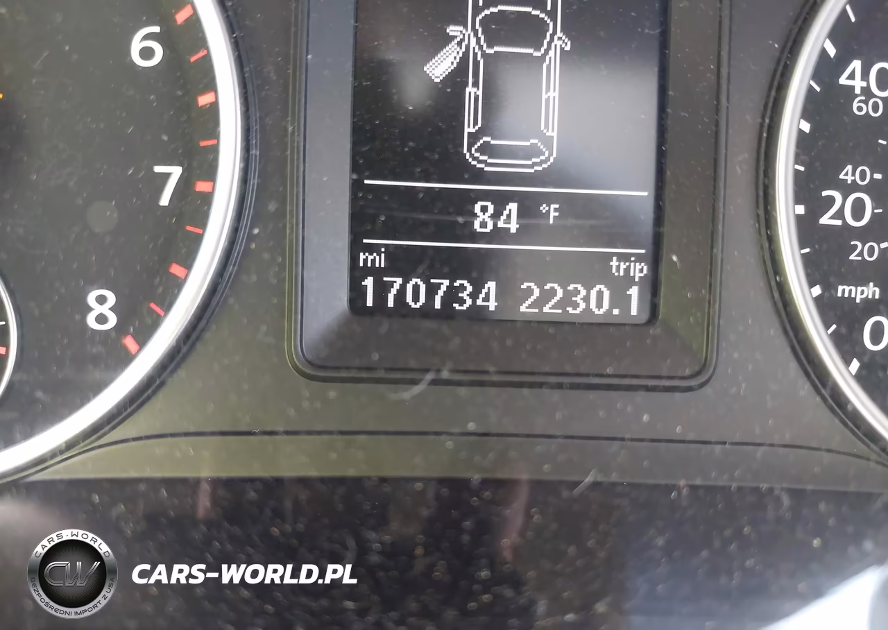 2016 Volkswagen Tiguan S VIN:WVGAV7AX2GW583569 - 16