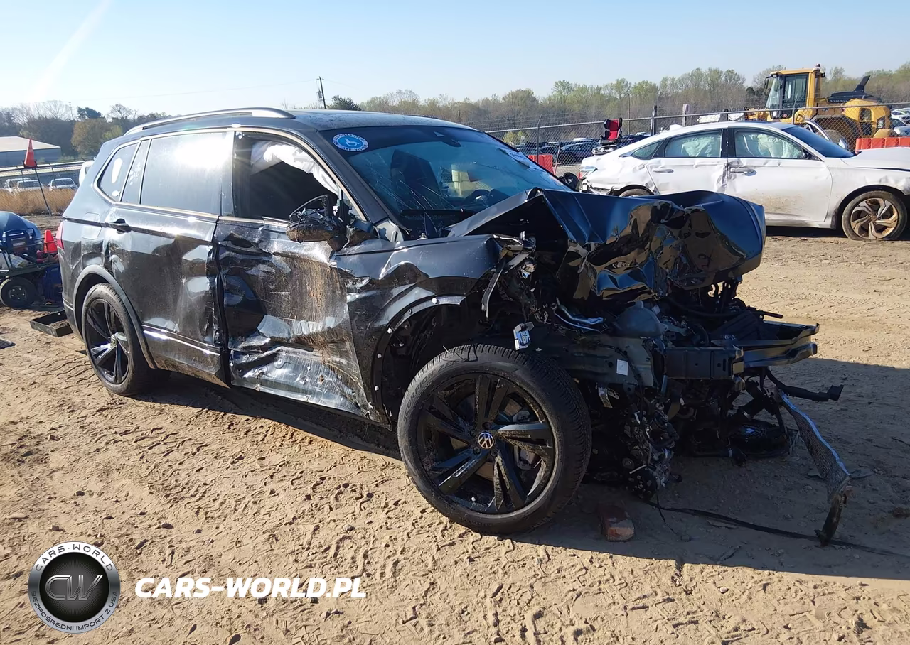 2024 Volkswagen Tiguan 2.0T Se R-Line Black