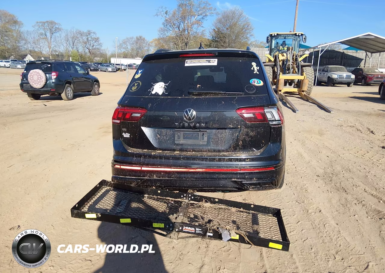 2024 Volkswagen Tiguan 2.0T Se R-Line Black VIN:3VVCB7AX0RM201162 - 17