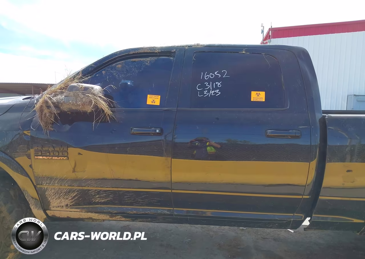 2018 Ram 3500 Laramie 4X4 6'4 Box VIN:3C63R3EL5JG374602 - 14
