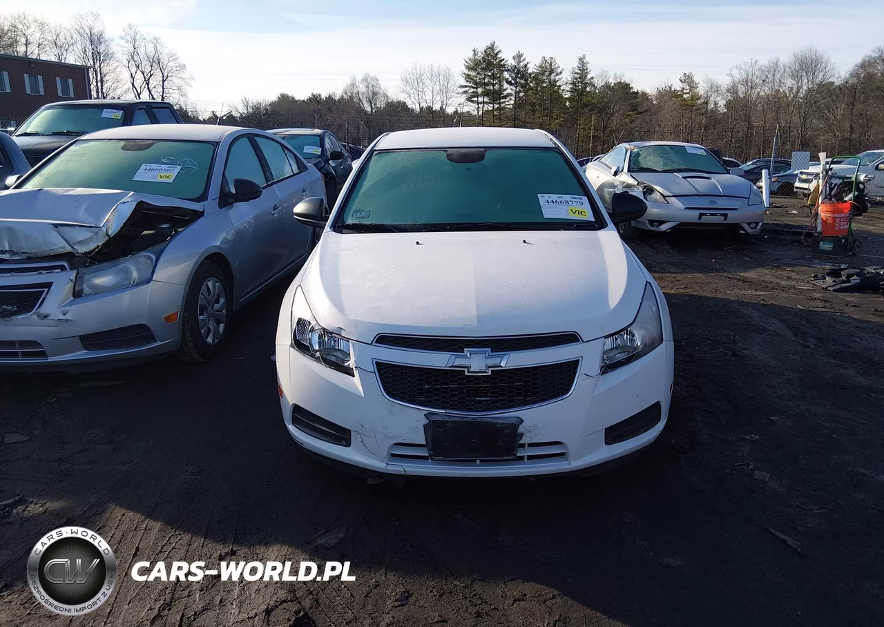 2013 Chevrolet Cruze Ls Auto VIN:1G1PA5SG7D7154147 - 13
