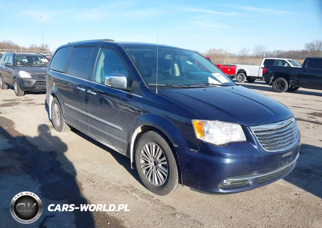 2015 Chrysler Town & Country Limited Platinum