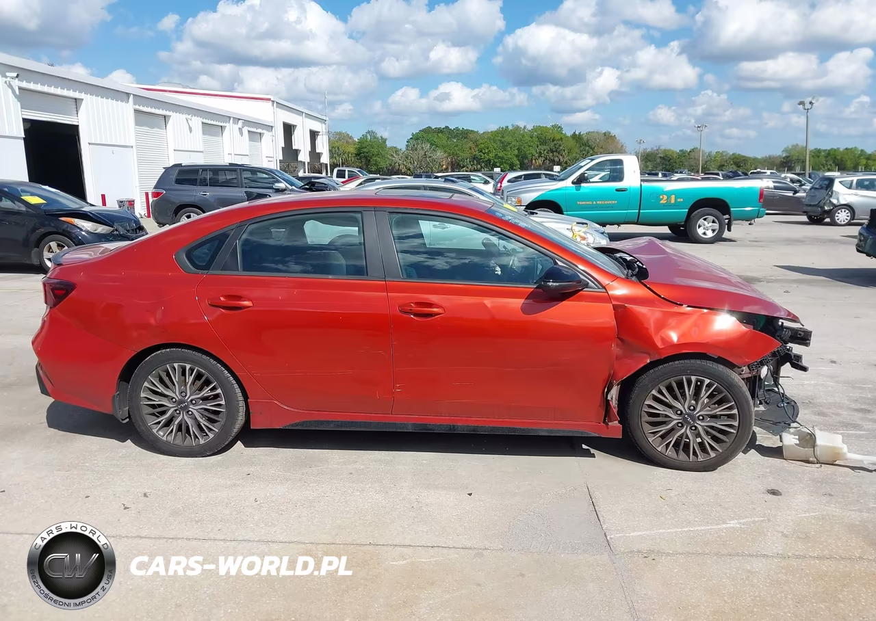 2023 Kia Forte Gt-Line VIN:3KPF54AD2PE519458 - 13