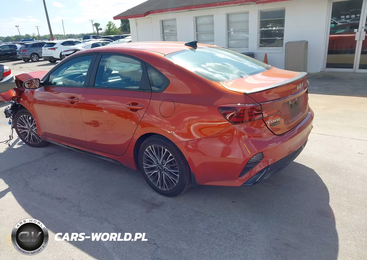 2023 Kia Forte Gt-Line VIN:3KPF54AD2PE519458 - 3