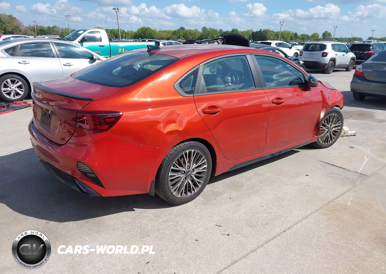 2023 Kia Forte Gt-Line VIN:3KPF54AD2PE519458 - 4