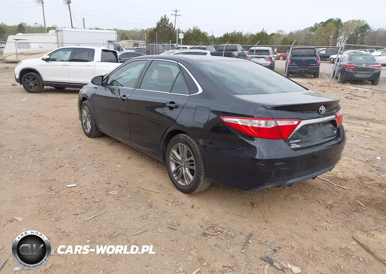 2017 Toyota Camry Se VIN:4T1BF1FK0HU409377 - 3