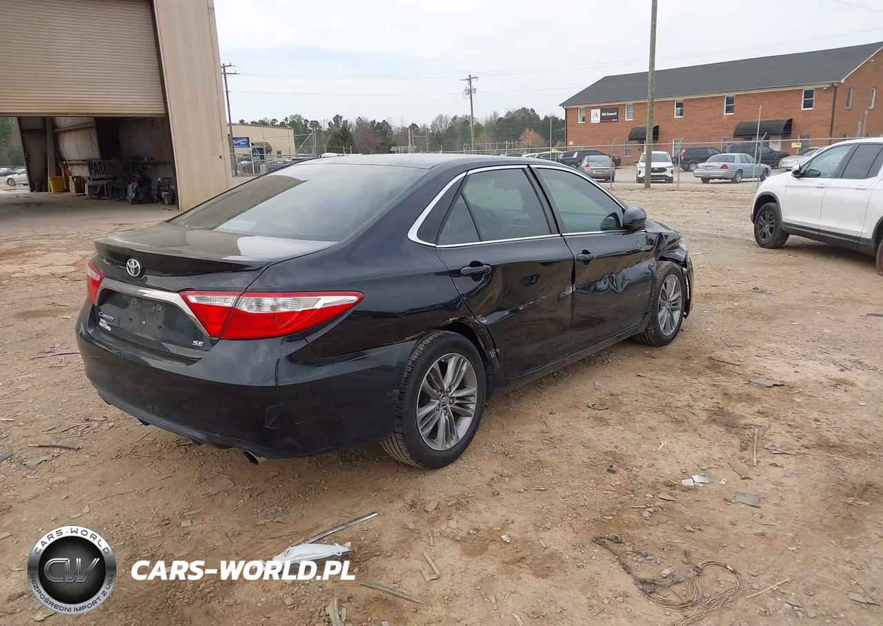 2017 Toyota Camry Se VIN:4T1BF1FK0HU409377 - 4