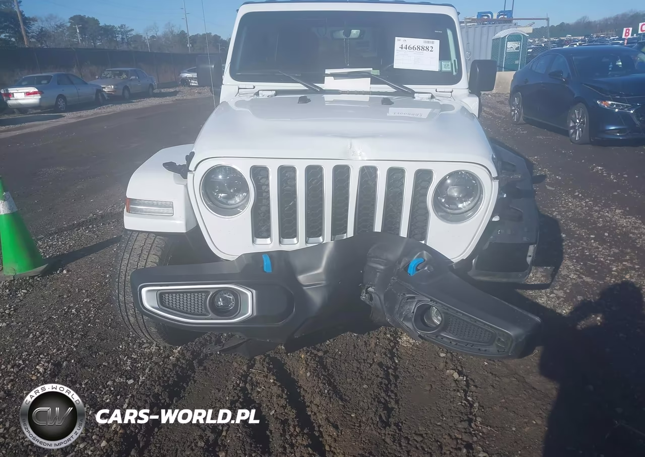 2023 Jeep Wrangler 4Xe Sahara 4X4 VIN:1C4JJXP69PW557369 - 12