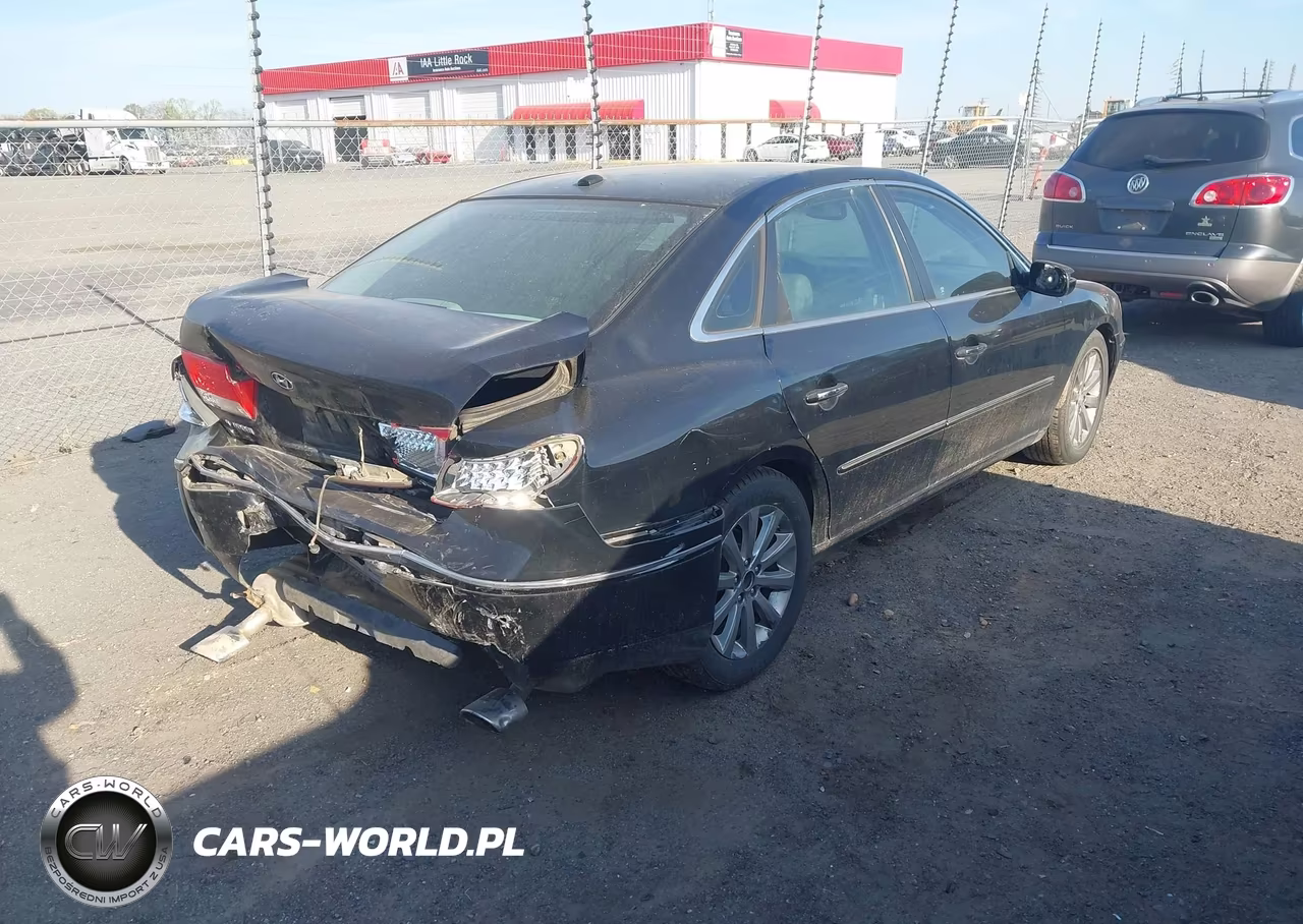 2009 Hyundai Azera Limited VIN:KMHFC46F99A358348 - 4