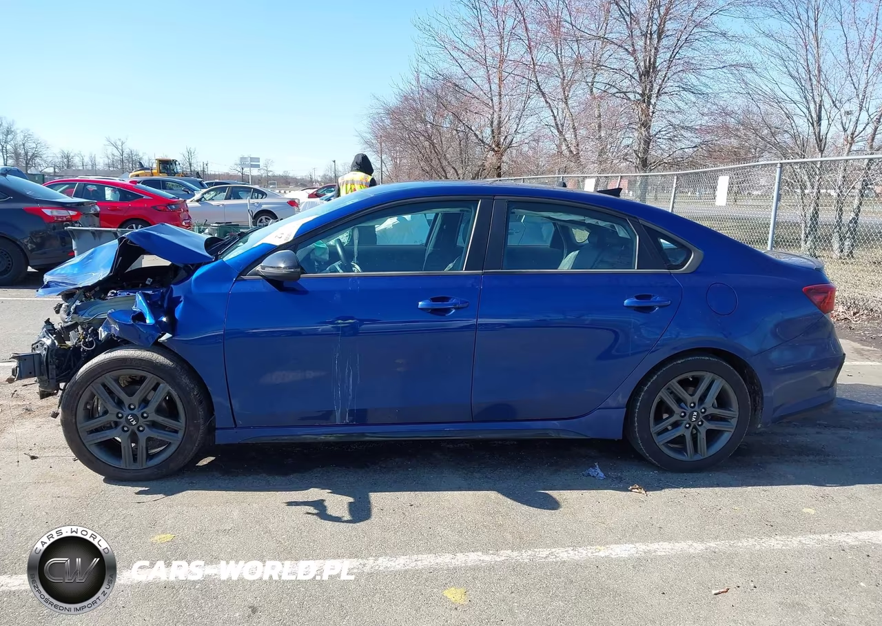 2021 Kia Forte Gt-Line VIN:3KPF34AD9ME422887 - 14