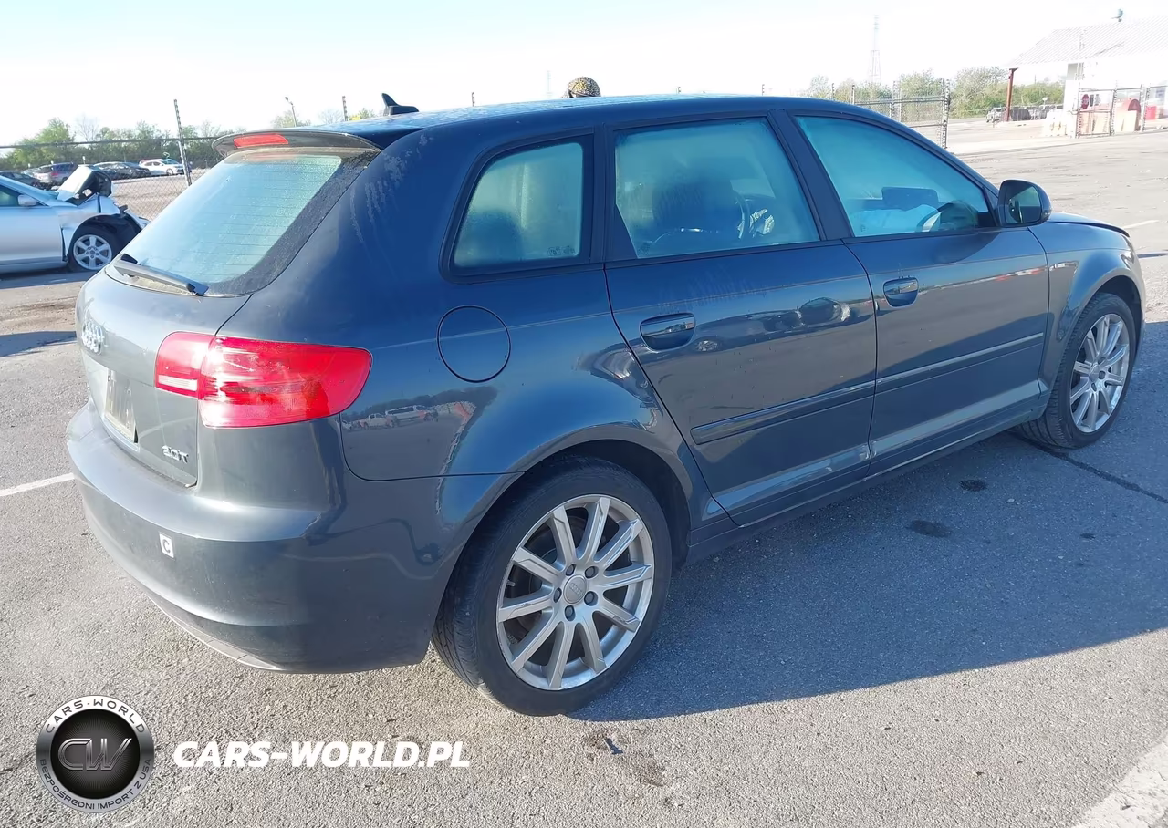 2010 Audi A3 2.0T Premium VIN:WAUKEAFM0AA169955 - 4