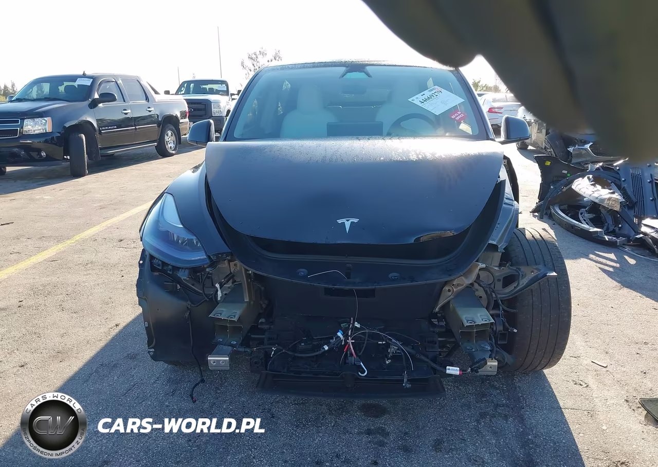 2024 Tesla Model Y Long Range Dual Motor All-Wheel Drive VIN:7SAYGAEEXRF201172 - 6