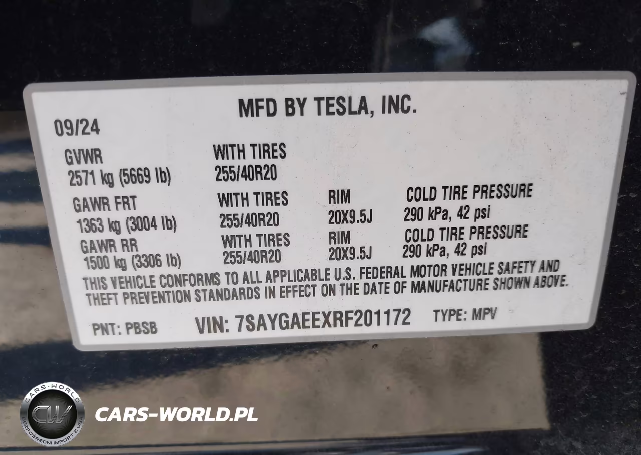 2024 Tesla Model Y Long Range Dual Motor All-Wheel Drive VIN:7SAYGAEEXRF201172 - 9