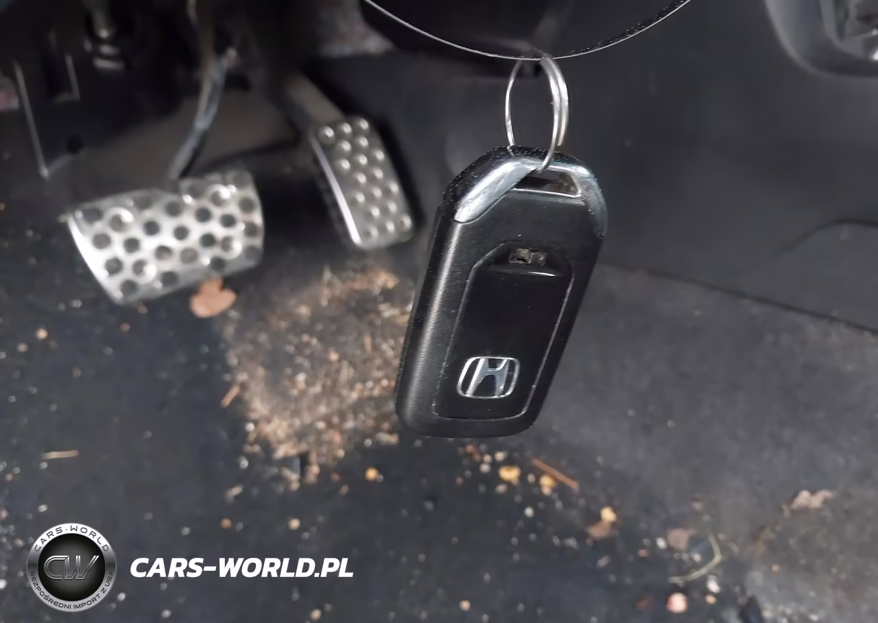 2020 Honda Civic Sport VIN:19XFC2F88LE028909 - 11