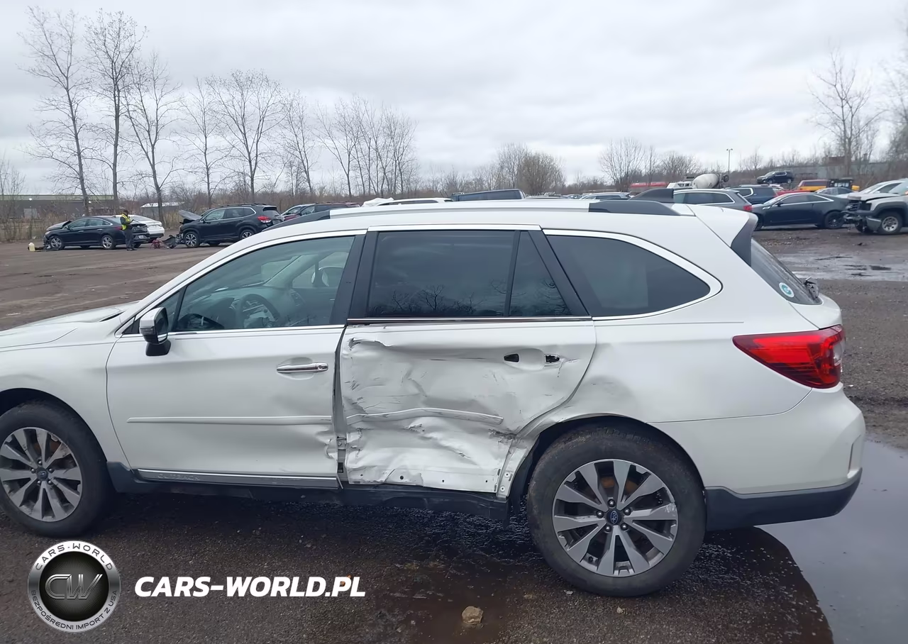 2017 Subaru Outback 2.5I Touring VIN:4S4BSATCXH3271832 - 13