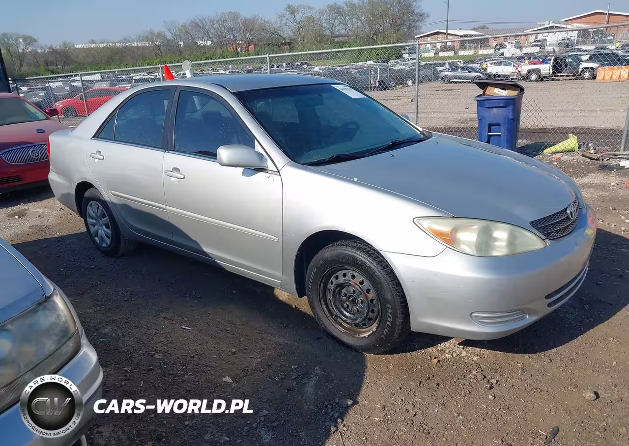 2004 Toyota Camry Le