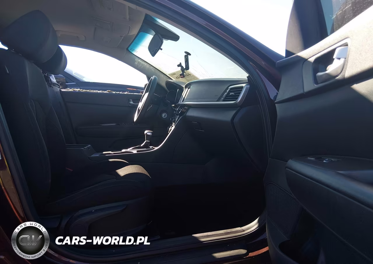 2019 Kia Optima Lx VIN:5XXGT4L36KG355162 - 5