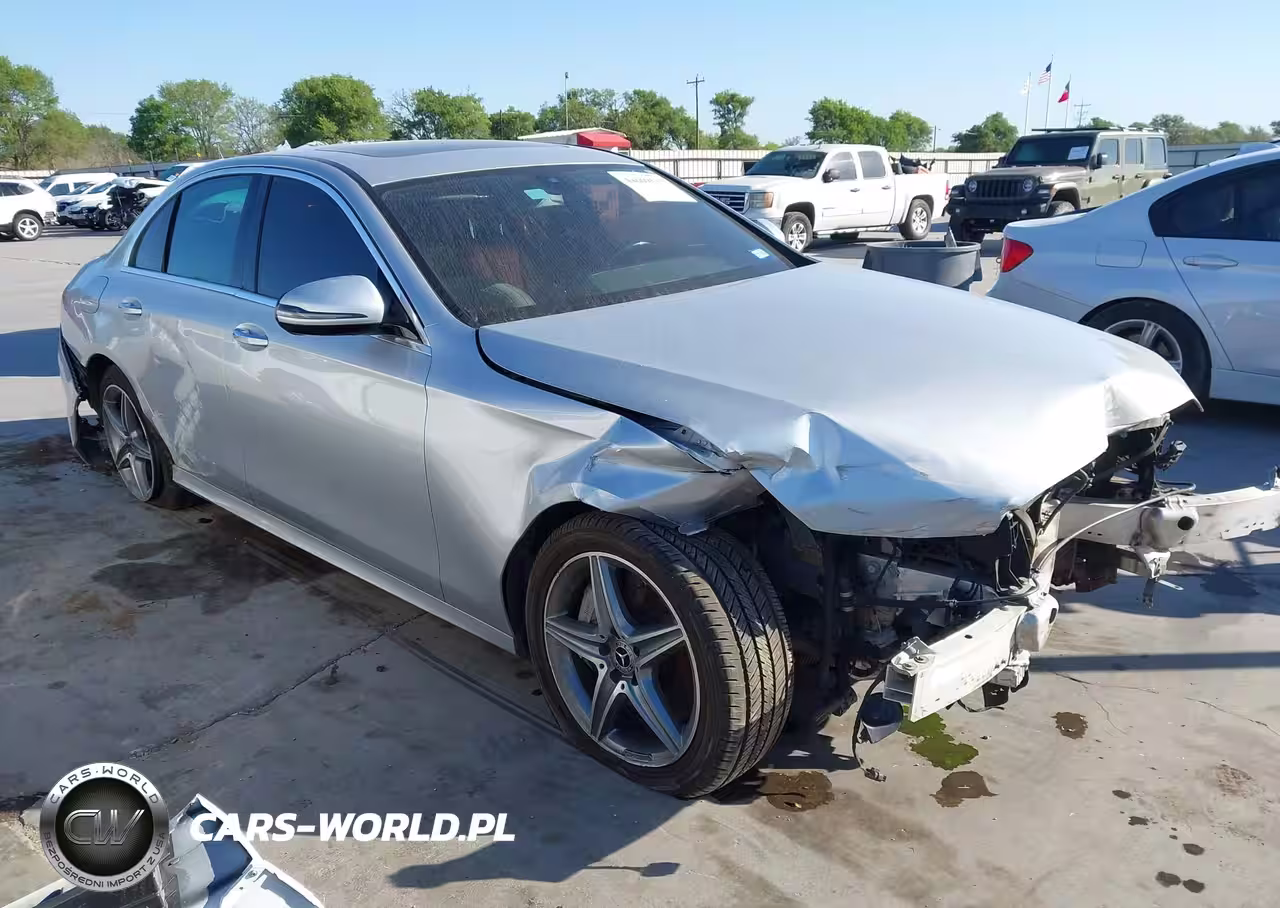 2017 Mercedes-Benz E 300 4Matic