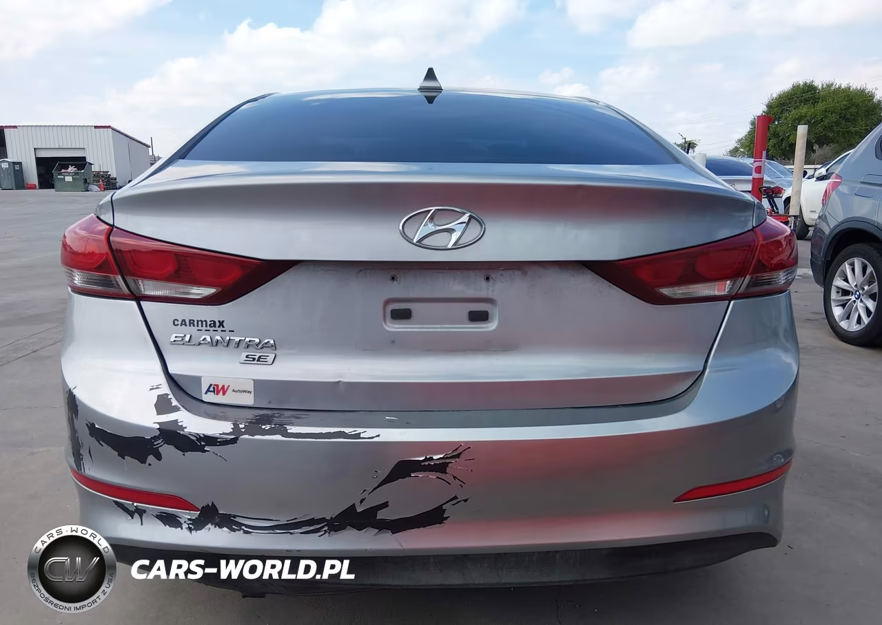 2017 Hyundai Elantra Se VIN:5NPD74LFXHH066185 - 17