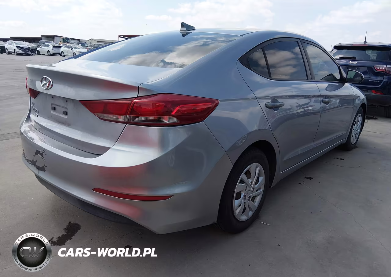 2017 Hyundai Elantra Se VIN:5NPD74LFXHH066185 - 4