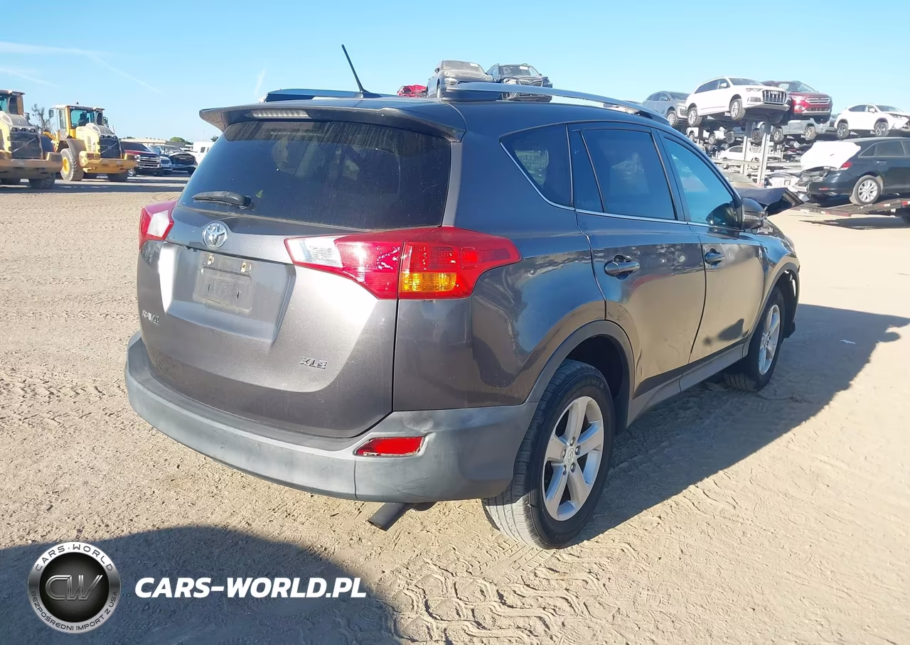 2013 Toyota Rav4 Xle VIN:2T3WFREV5DW036611 - 4