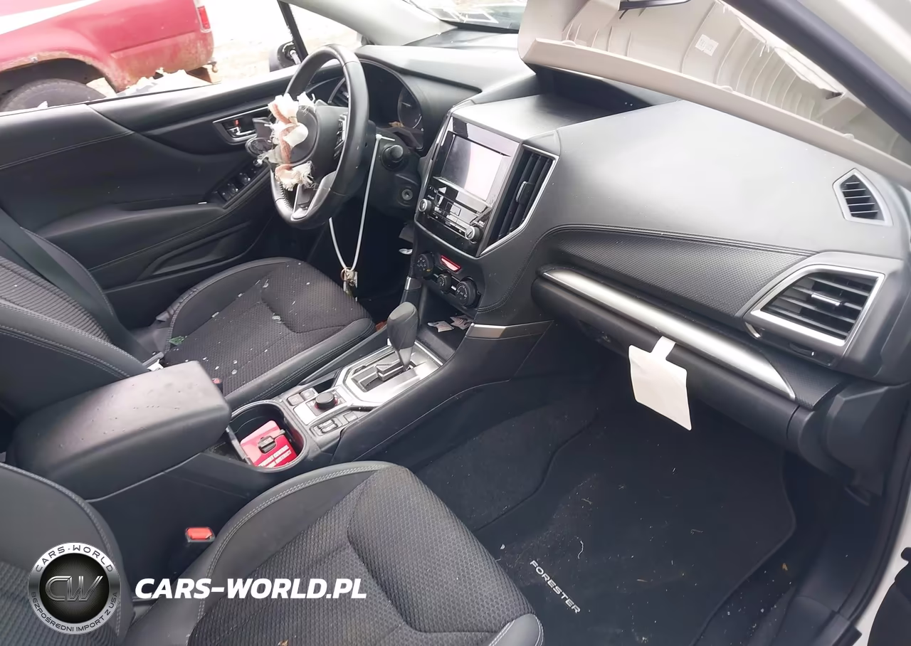 2019 Subaru Forester Premium VIN:JF2SKAEC7KH442159 - 5
