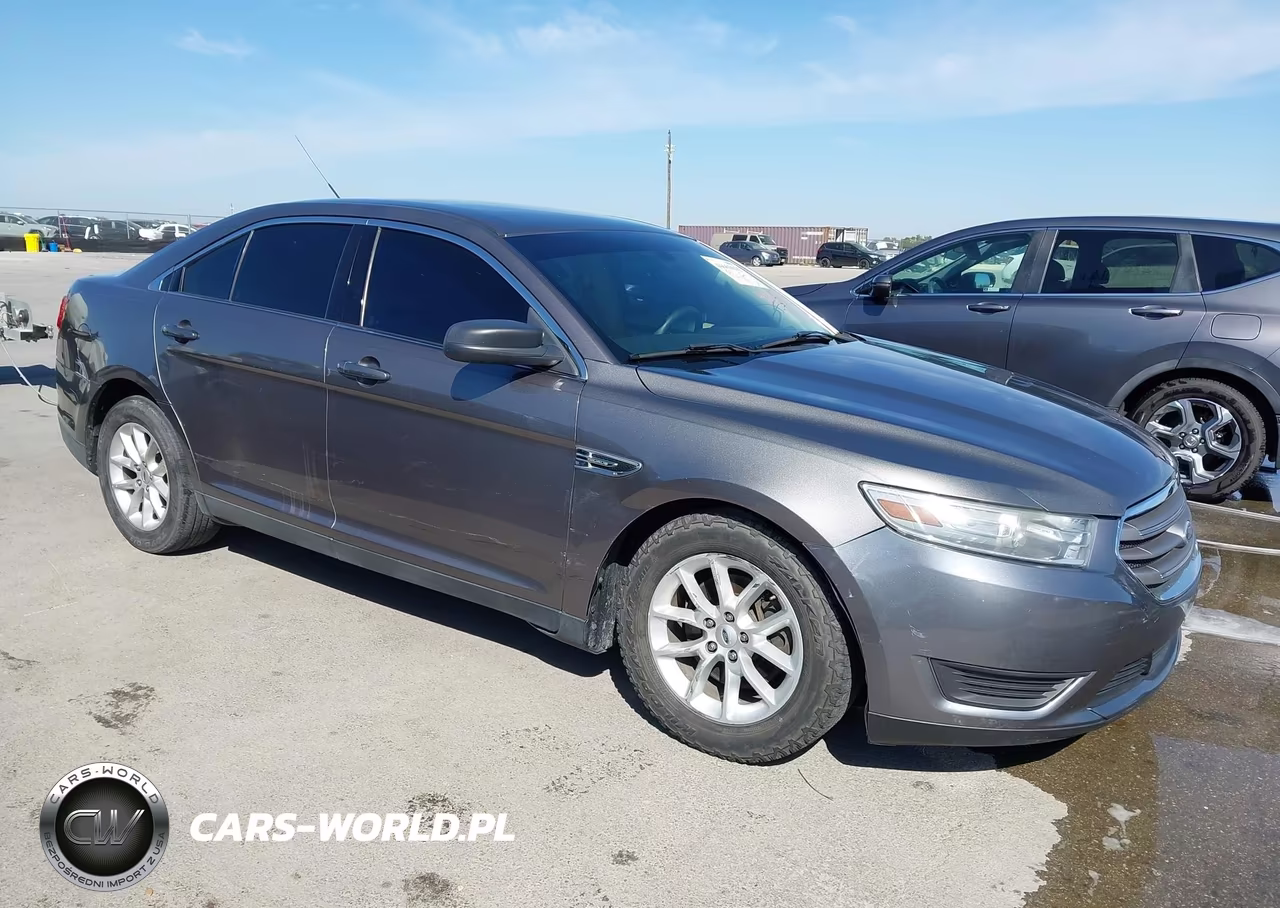 2013 Ford Taurus Se