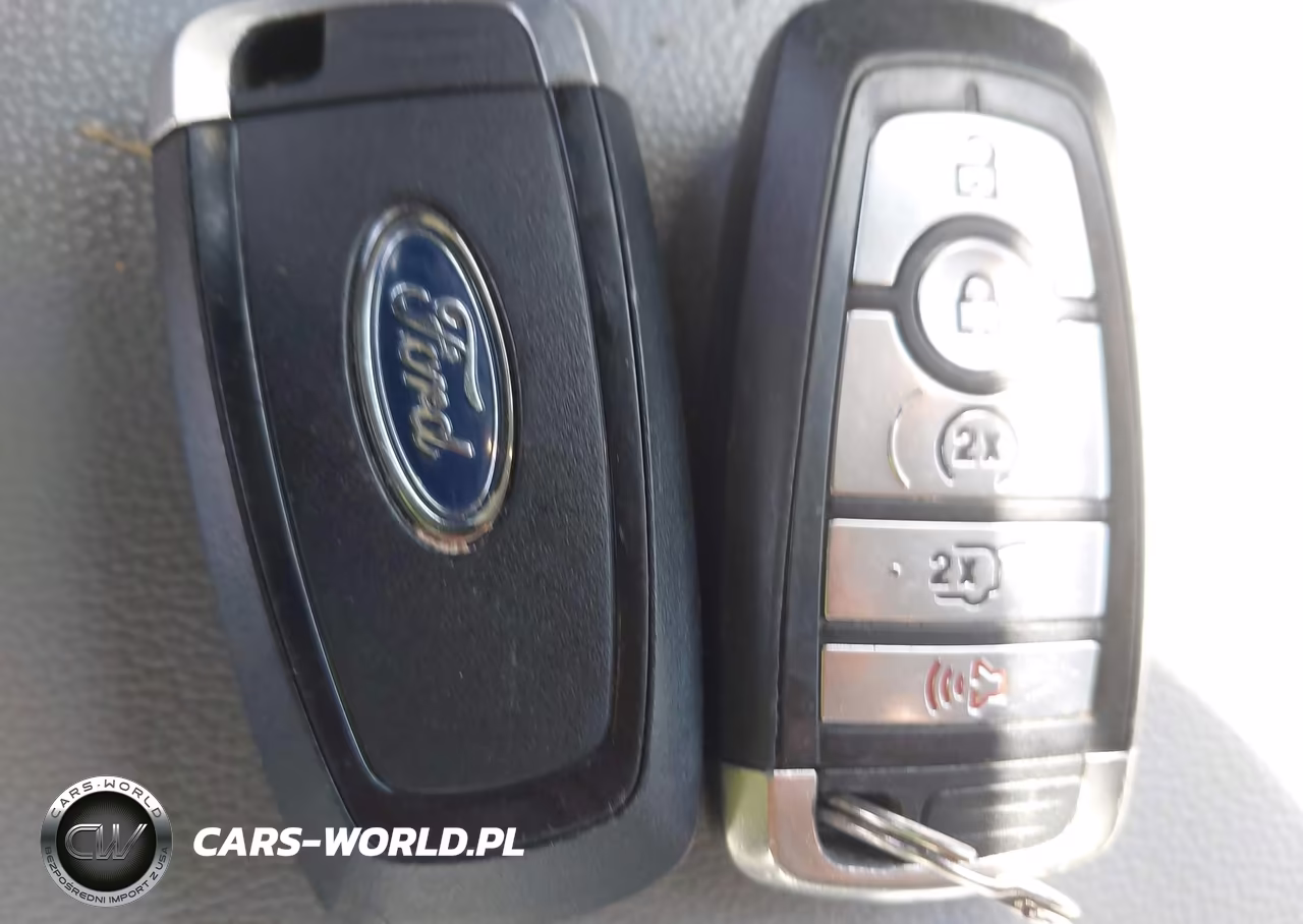 2021 Ford Explorer Xlt VIN:1FMSK8DH8MGA23343 - 11