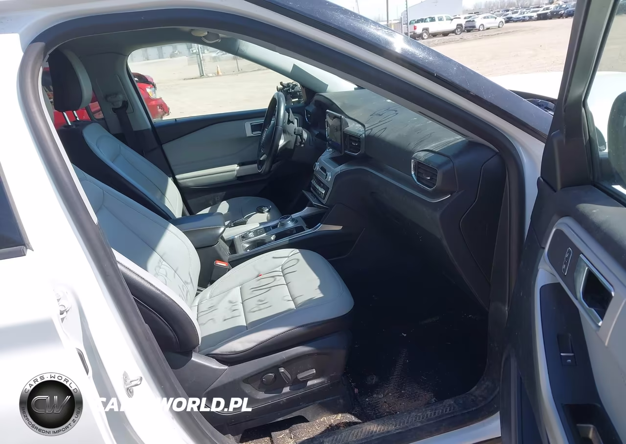 2021 Ford Explorer Xlt VIN:1FMSK8DH8MGA23343 - 5
