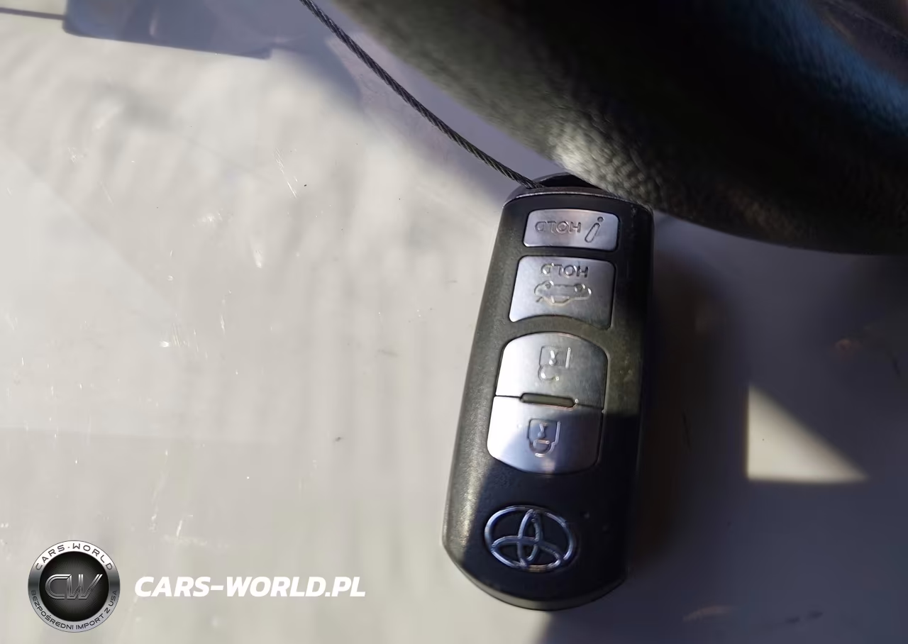2018 Toyota Yaris Ia VIN:3MYDLBYV7JY304682 - 11