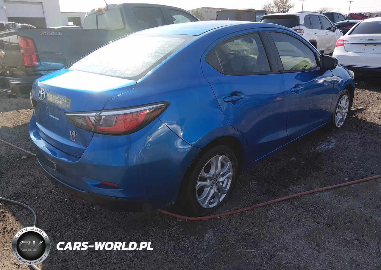 2018 Toyota Yaris Ia VIN:3MYDLBYV7JY304682 - 4