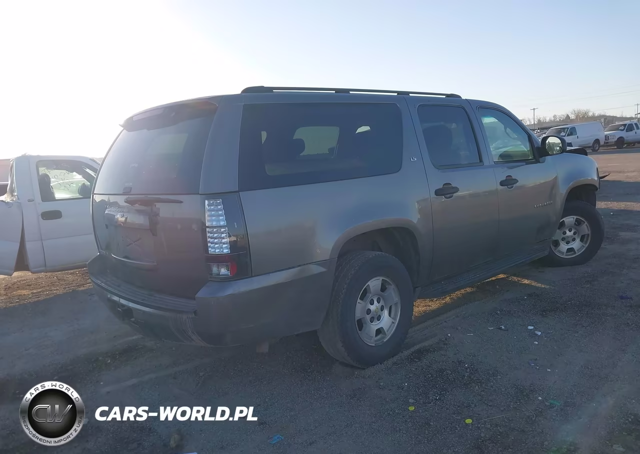 2009 Chevrolet Suburban 1500 Ls VIN:1GNFC16J49R139586 - 4