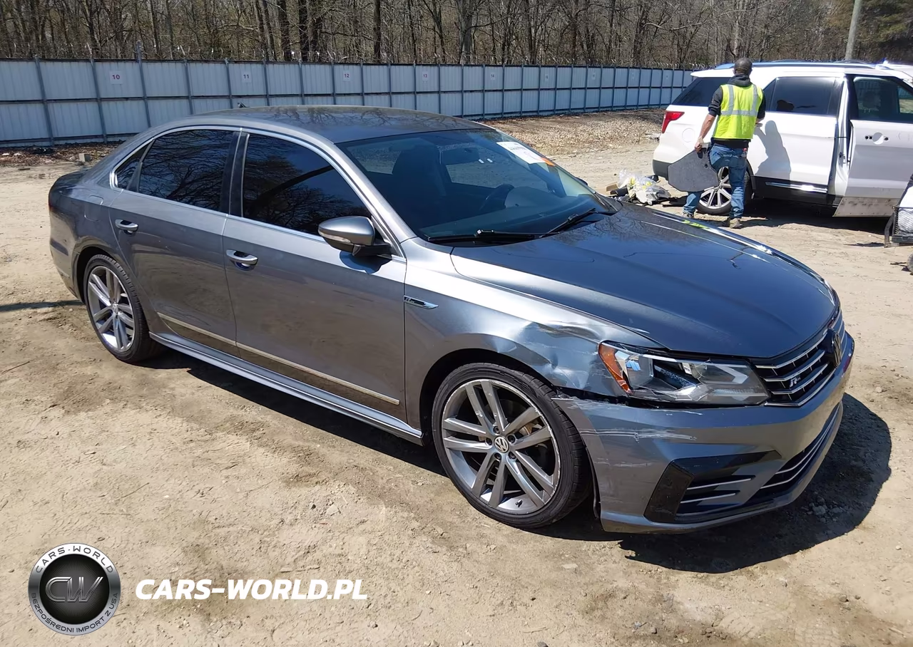 2017 Volkswagen Passat 1.8T R-Line