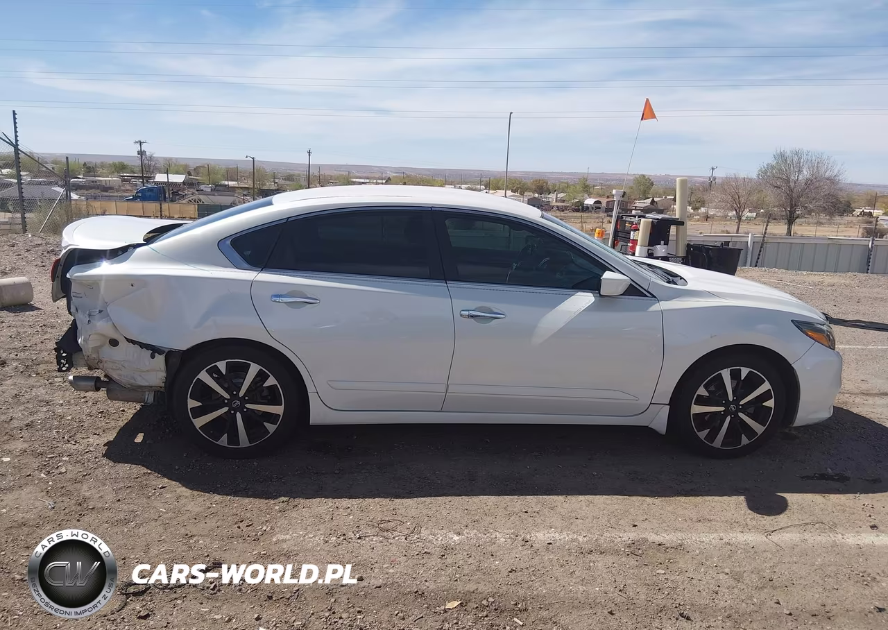 2018 Nissan Altima 2.5 Sr VIN:1N4AL3AP1JC278470 - 14