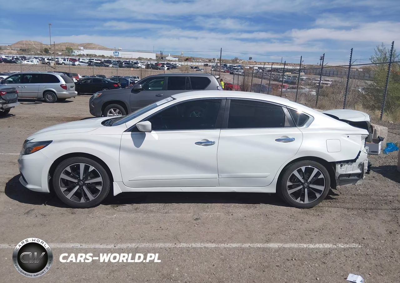2018 Nissan Altima 2.5 Sr VIN:1N4AL3AP1JC278470 - 15