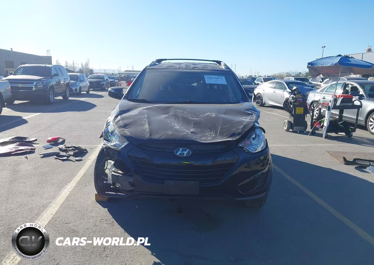 2012 Hyundai Tucson Gls VIN:KM8JU3AC0CU507895 - 13