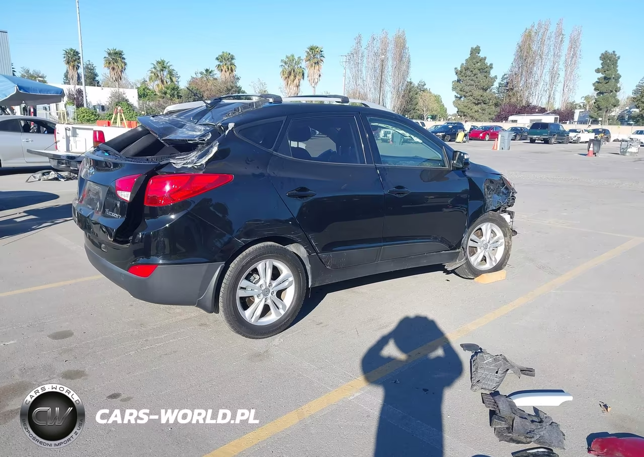 2012 Hyundai Tucson Gls VIN:KM8JU3AC0CU507895 - 4