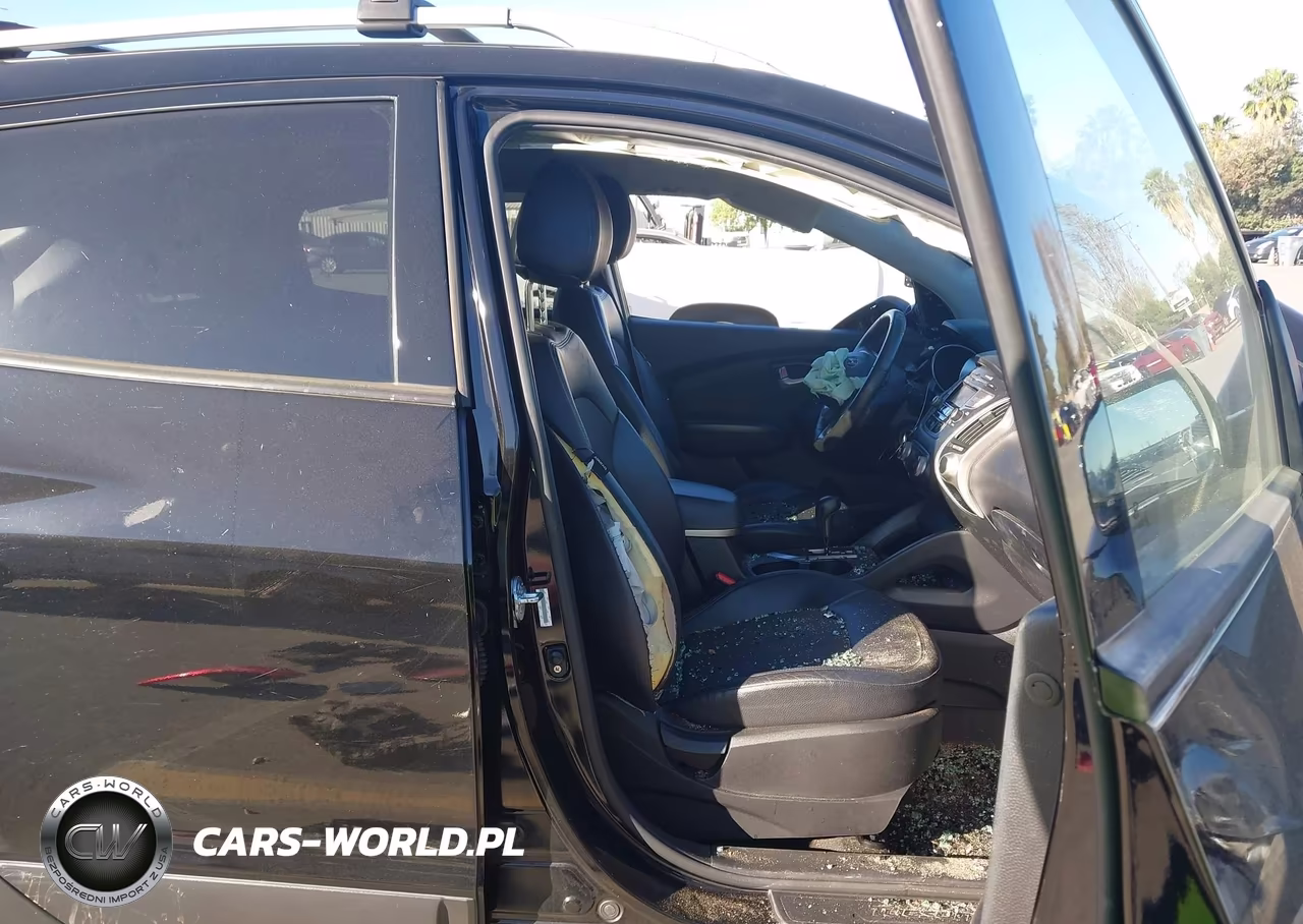 2012 Hyundai Tucson Gls VIN:KM8JU3AC0CU507895 - 5
