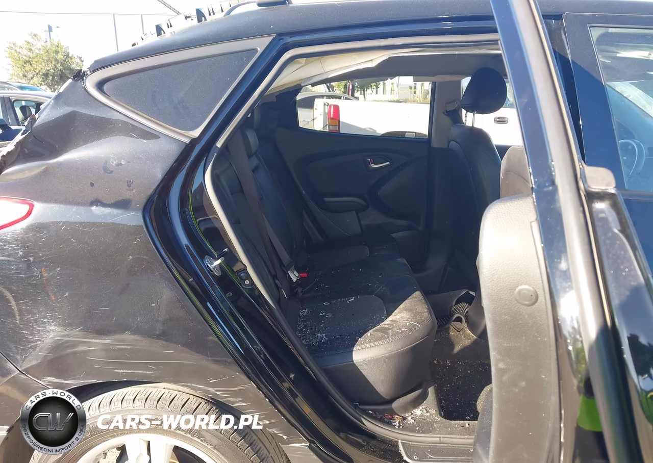 2012 Hyundai Tucson Gls VIN:KM8JU3AC0CU507895 - 8