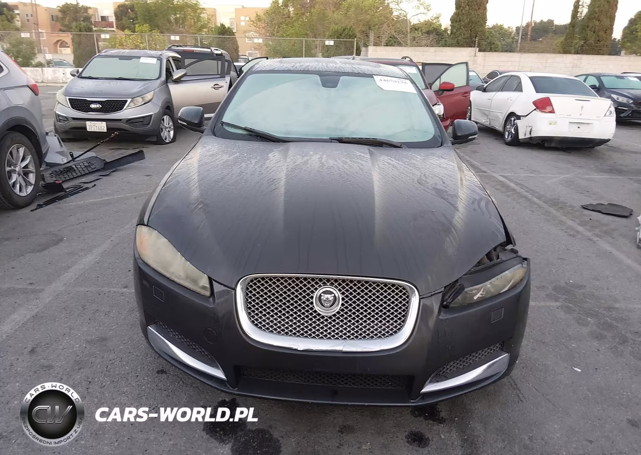 2013 Jaguar Xf I4 T VIN:SAJWA0ES3DPS63907 - 12