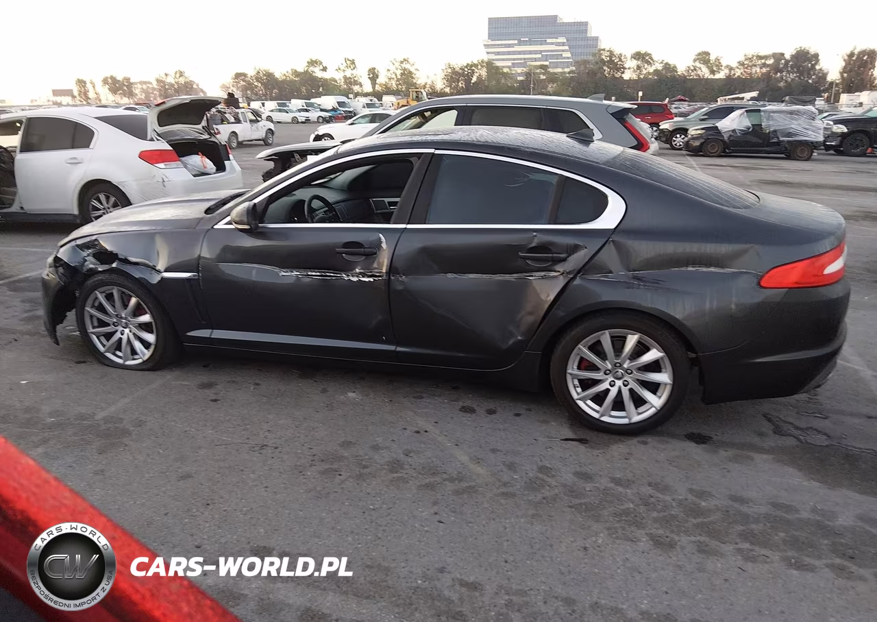 2013 Jaguar Xf I4 T VIN:SAJWA0ES3DPS63907 - 14