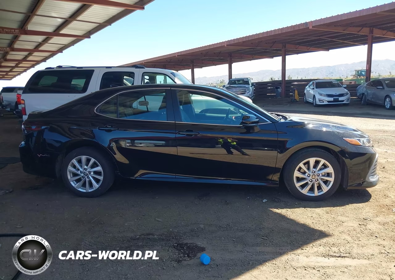 2023 Toyota Camry Le VIN:4T1C11AK6PU145638 - 14