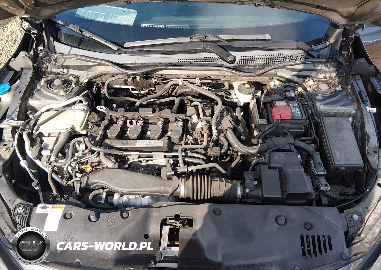 2018 Honda Civic Sport Touring VIN:SHHFK7H95JU216539 - 10